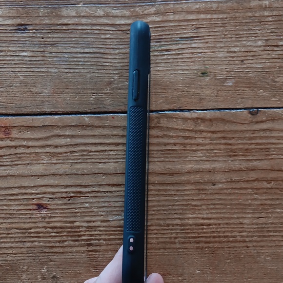 Case - Picture 3 of 3